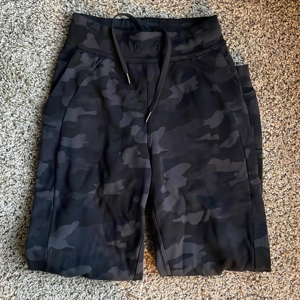 Black camo scuba joggers!!